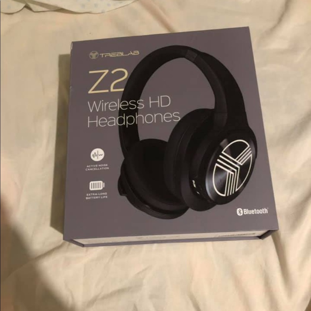 Treblab Z2 Wireless HD Noise Cancelling Headphones
